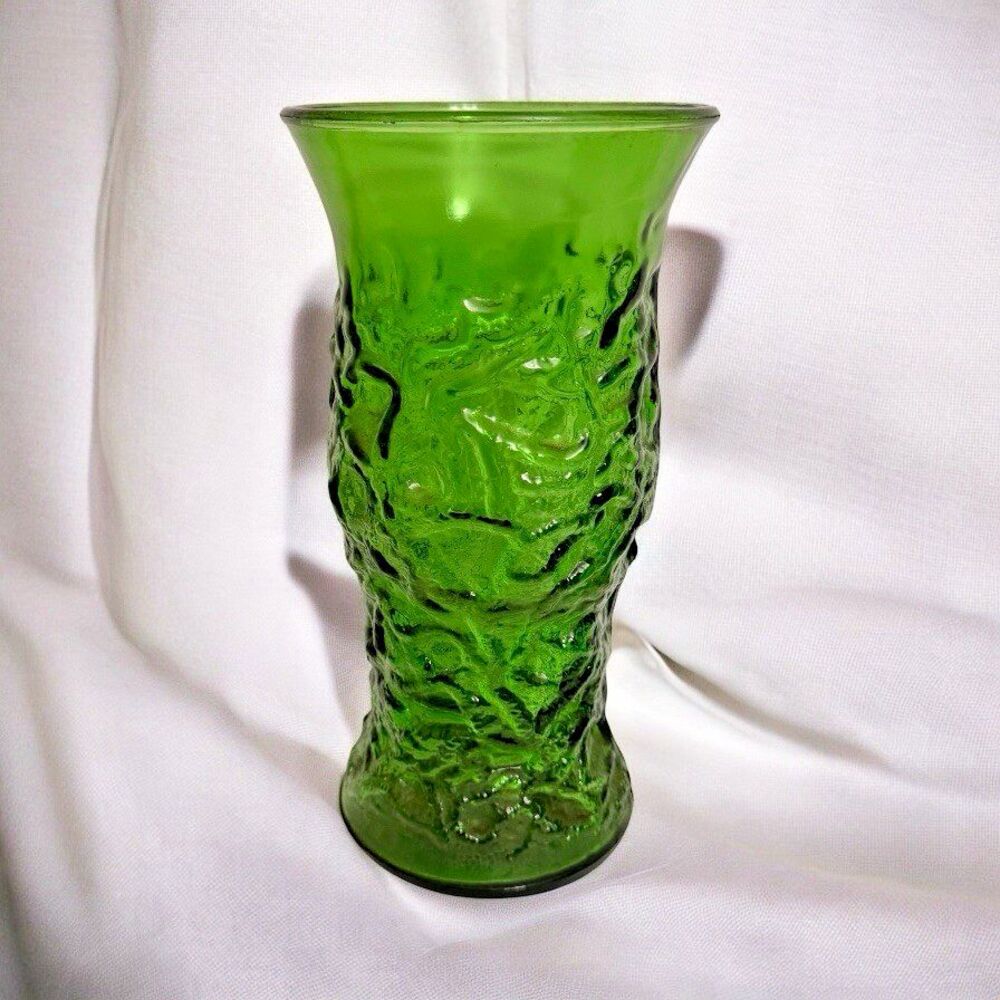 Vintage E.O. Brody Co. Emerald Green Crinkle Glass Vase – Made in USA